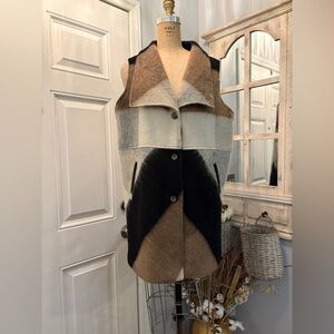 Luii Wool Midi Length Western Streetwear Gorpcor Vest in Cream and Black Size XL